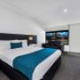 Spacious guest room