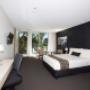 King Spa Room