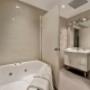 Spa Suite Bathroom