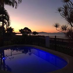 Cardwell Beachfront Motel