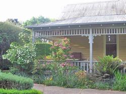 Mooltan Guest House
