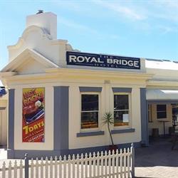 Swingler's Royal Hotel