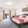 Guest room with sitting area
