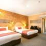Well-equipped guest room