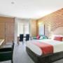Spacious guest room