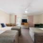 Guest room with three beds