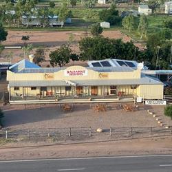 Walkabout Creek Hotel
