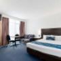 Guest room with queen bed(s)