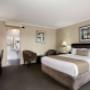 Well-equipped guest room