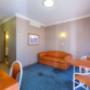 One-bedroom suite