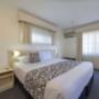 Guest room with one bed