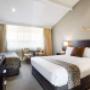 Premier Queen Room