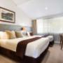 Premier queen room