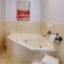 King Spa Room