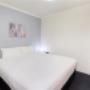 Bedroom Apt Room