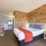 Spacious guest room