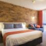 Well-equipped guest room
