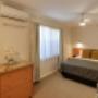 Guest room with queen bed(s)