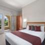 Spacious guest room