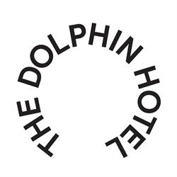 Dolphin On Crown Hotel
