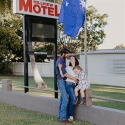 Hillview Motel