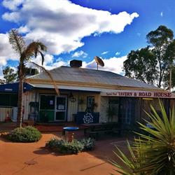 Paynes Find Tavern & Roadhouse