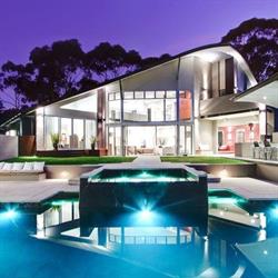 Contemporary Pools & Spas