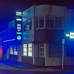 Club Hotel