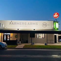 Farmers Arms Hotel