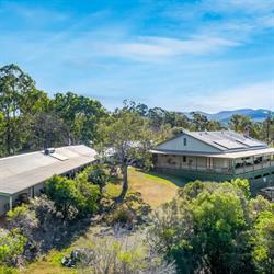 Amamoor Lodge Bed & Breakfast