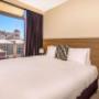 One-bedroom suite