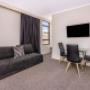 One-bedroom suite