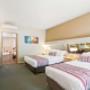 Spacious guest room