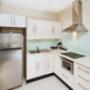 2 Bedroom Apartment - Full Kitchen