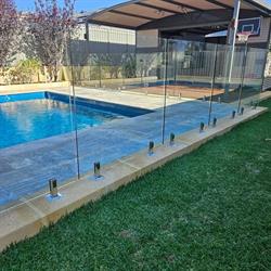 Quality Pool Fencing & Gates