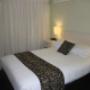 Standard Queen & Single Room