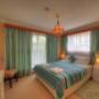 Uploaded by visitor on 28/3/2017 - 4 Bedroom Holiday House