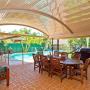 Curved roof with stencil floors