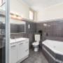 Guest room with whirlpool bathtub