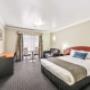Queen suite