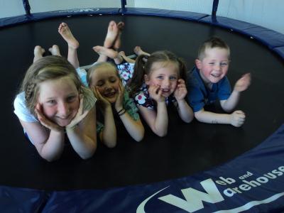 4-kids-on-10ft-Trampoline