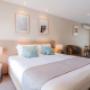 Spacious guest room