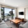 Guest room with sitting area