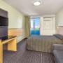 Queen suite