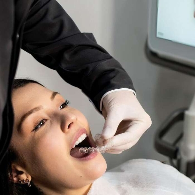 invisible-braces-in-Melbourne-700x700