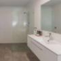 Deluxe Family Bathroom