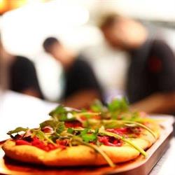 4 hands pizza