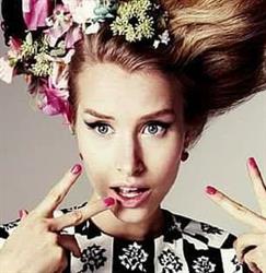 Hands of Elegance