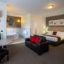 King Spa Room