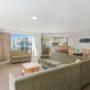 King suite